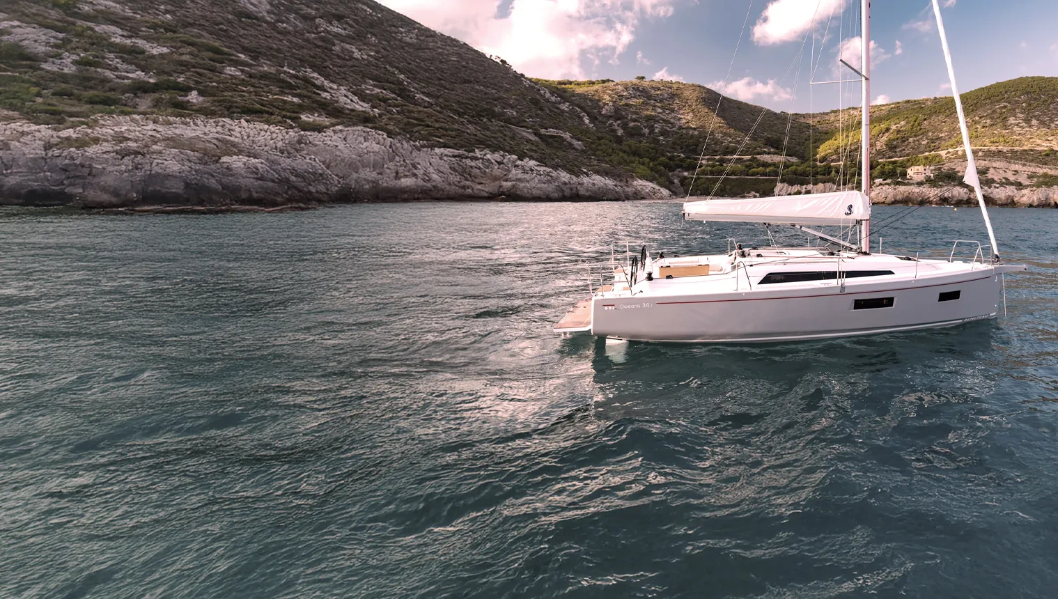 Oceanis 34.1 Image